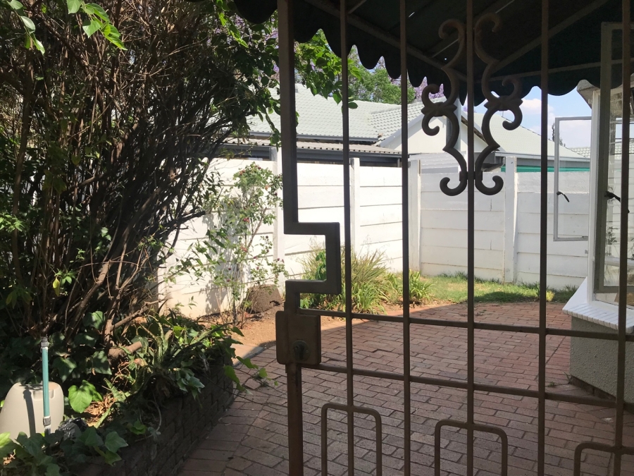 To Let  Bedroom Property for Rent in Ferndale Gauteng