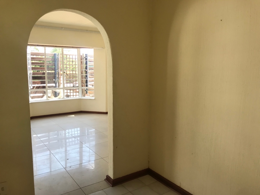 To Let  Bedroom Property for Rent in Ferndale Gauteng