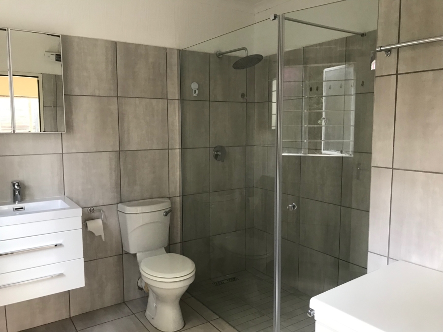 To Let  Bedroom Property for Rent in Ferndale Gauteng