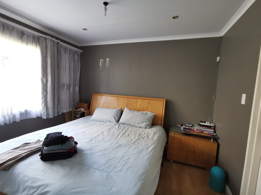 3 Bedroom Property for Sale in Ormonde Gauteng