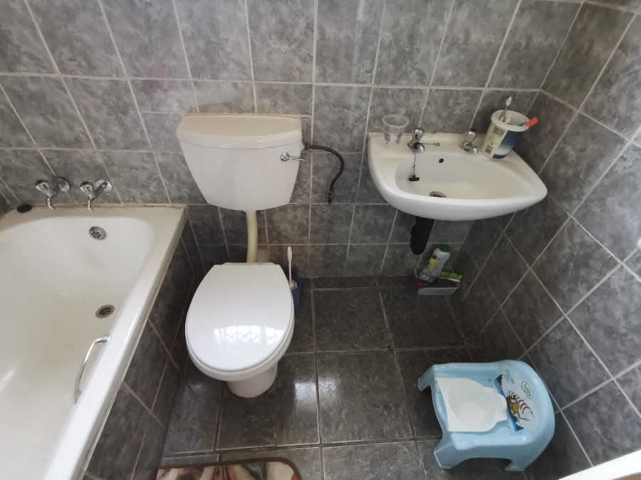 3 Bedroom Property for Sale in Ormonde Gauteng