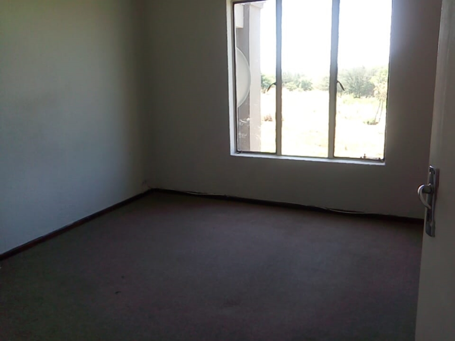 To Let 3 Bedroom Property for Rent in Willowbrook Gauteng