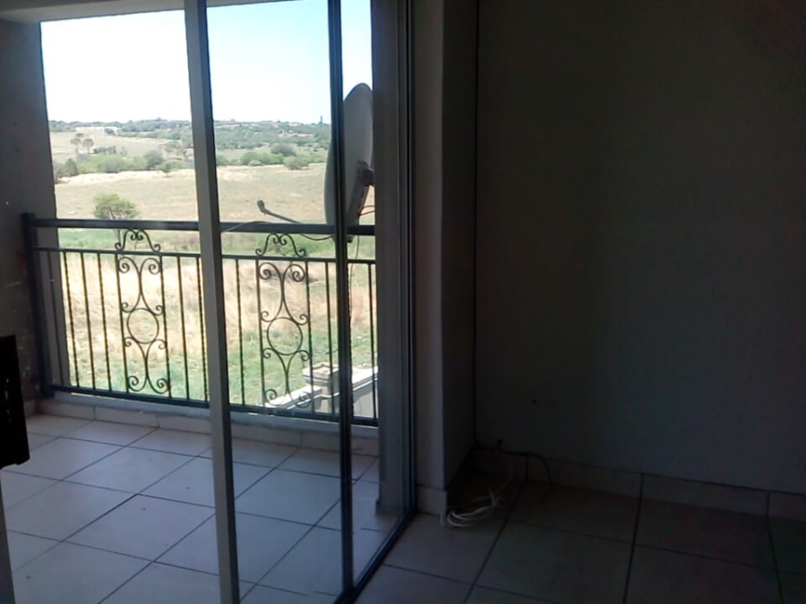 To Let 3 Bedroom Property for Rent in Willowbrook Gauteng