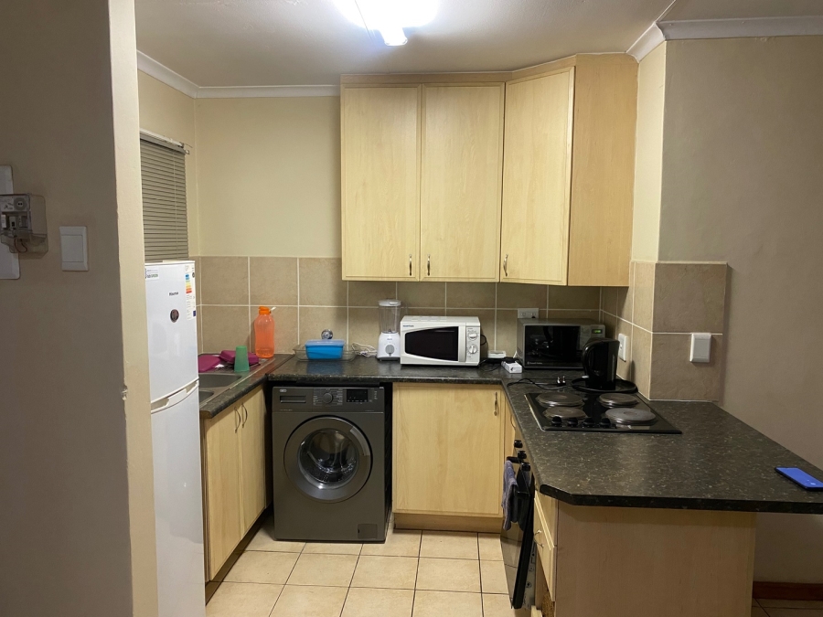 2 Bedroom Property for Sale in Noordwyk Gauteng