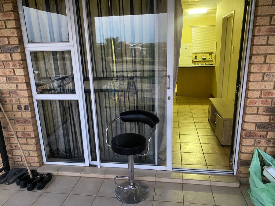 2 Bedroom Property for Sale in Noordwyk Gauteng