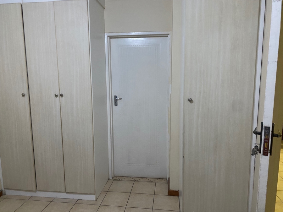 2 Bedroom Property for Sale in Noordwyk Gauteng