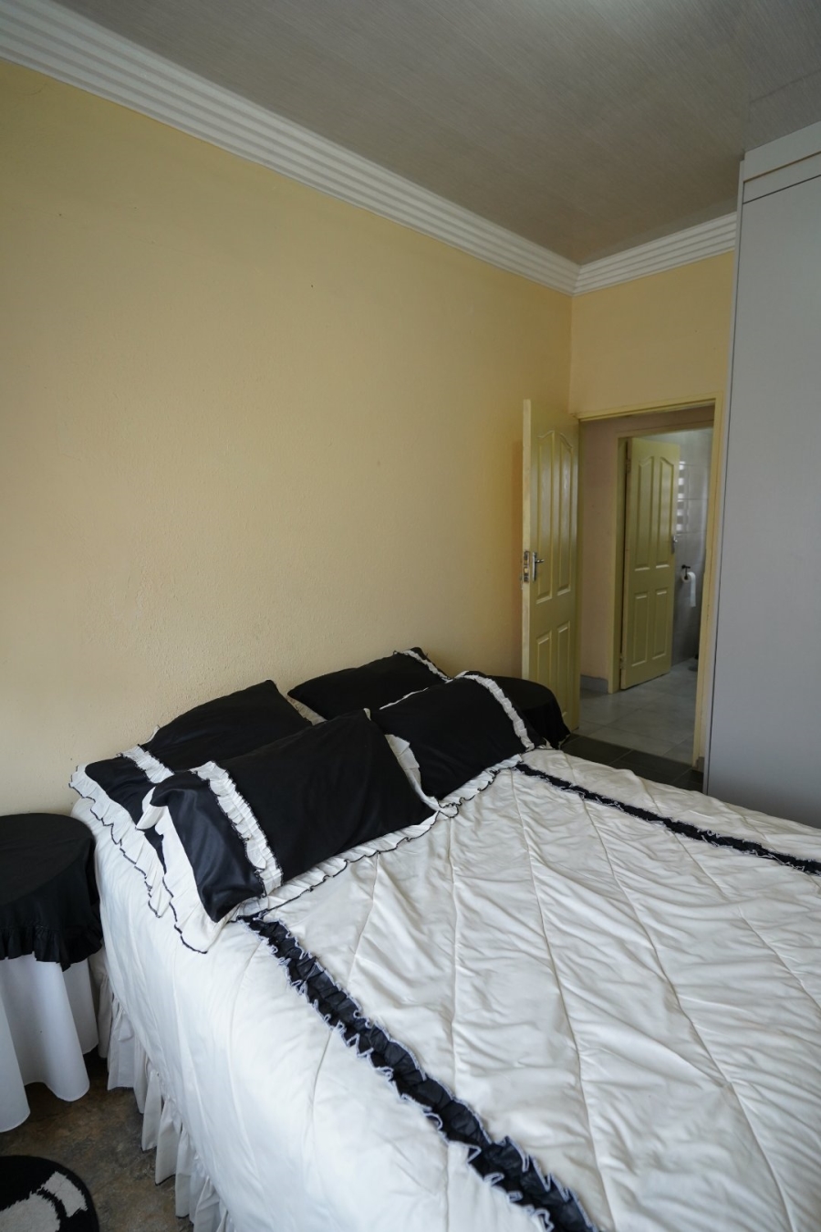 4 Bedroom Property for Sale in Lotus Gardens Gauteng