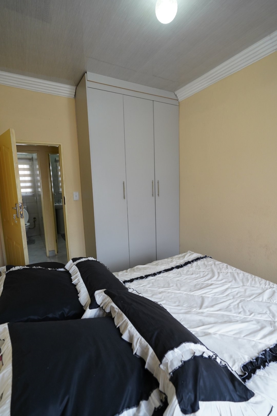 4 Bedroom Property for Sale in Lotus Gardens Gauteng