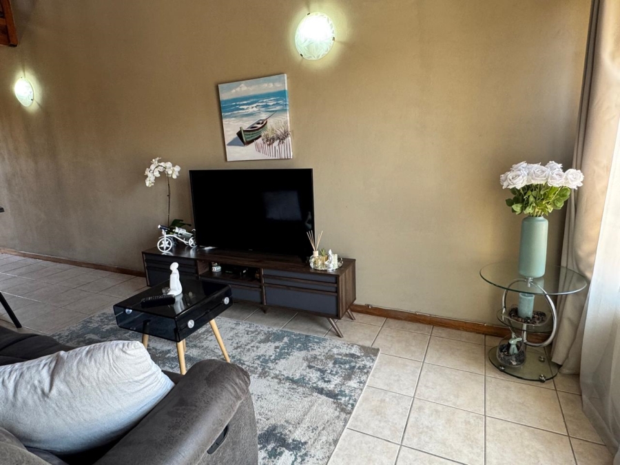 1 Bedroom Property for Sale in Halfway Gardens Gauteng