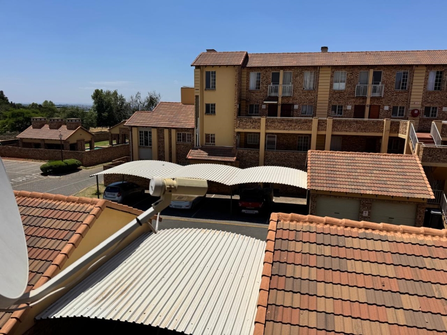 1 Bedroom Property for Sale in Halfway Gardens Gauteng