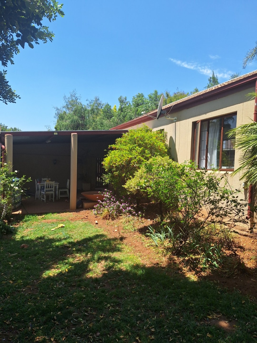 To Let 2 Bedroom Property for Rent in Zwartkop Gauteng