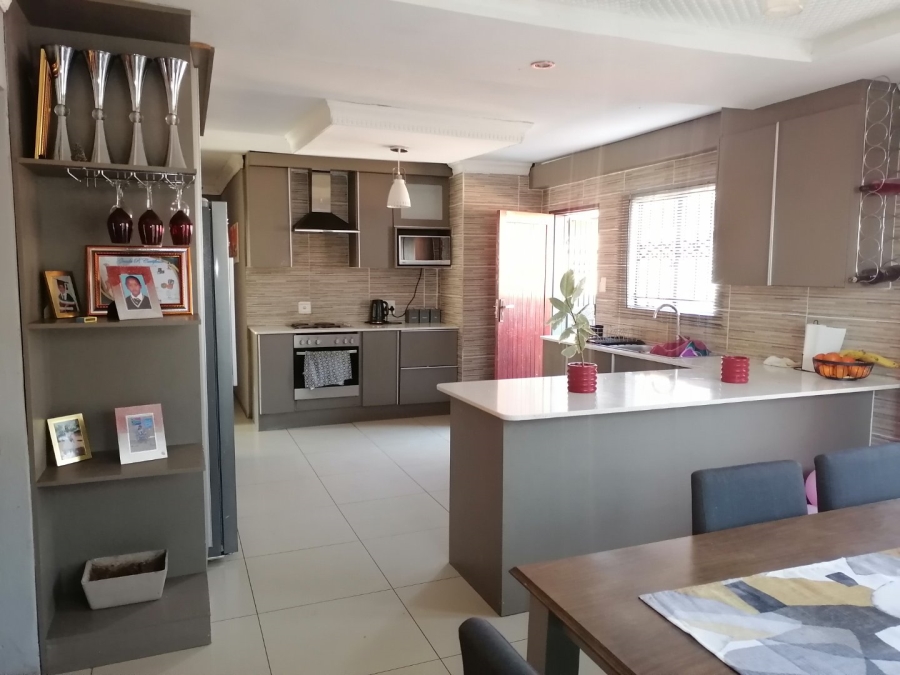 3 Bedroom Property for Sale in Soshanguve UU Gauteng