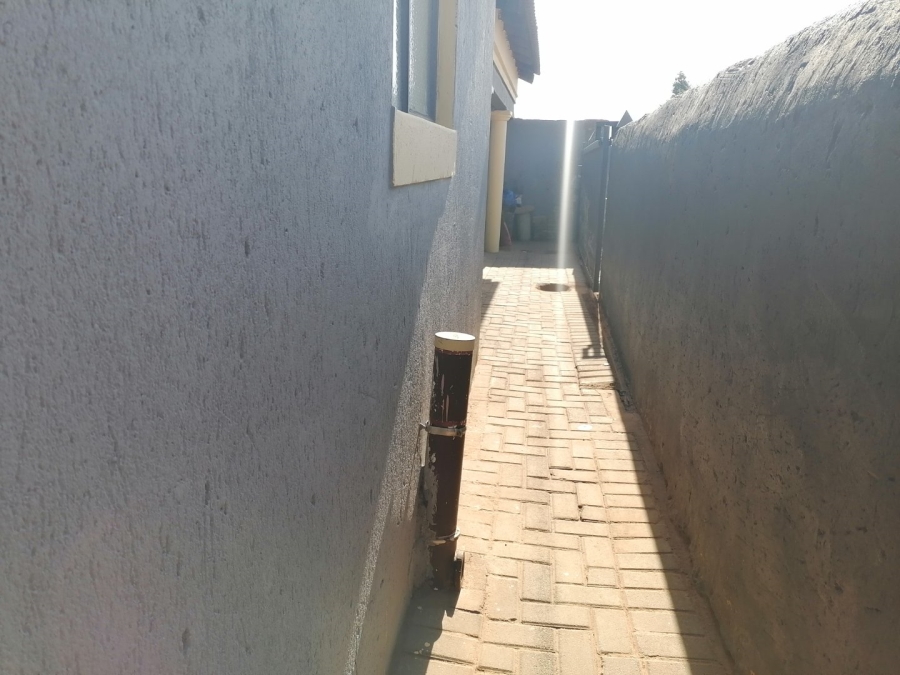 3 Bedroom Property for Sale in Soshanguve UU Gauteng