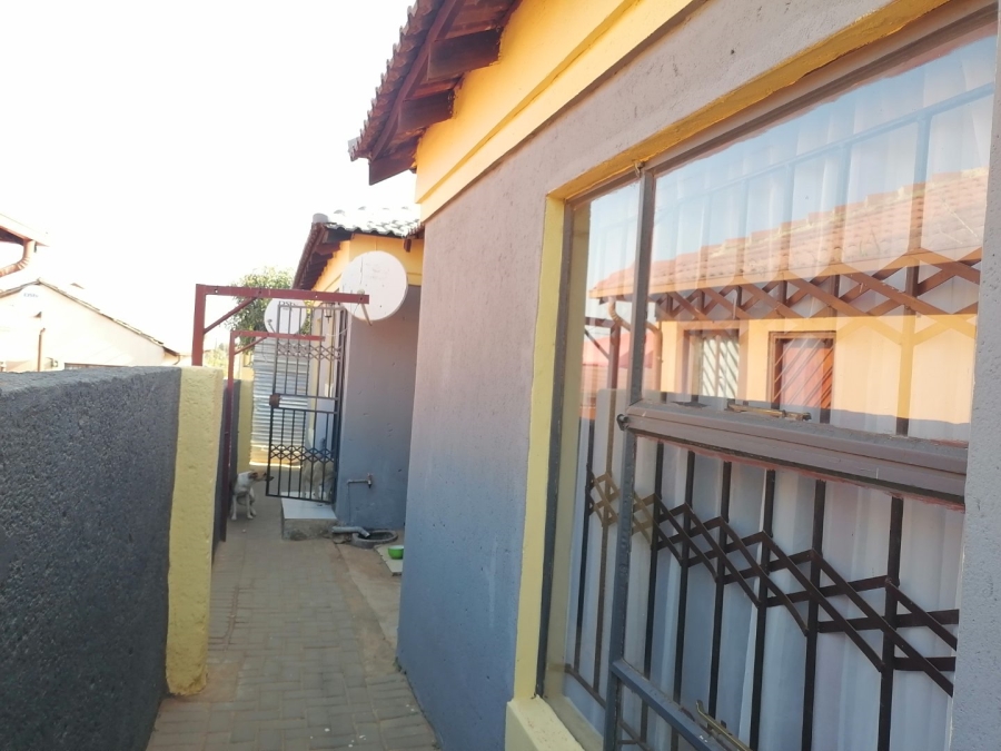 3 Bedroom Property for Sale in Soshanguve UU Gauteng