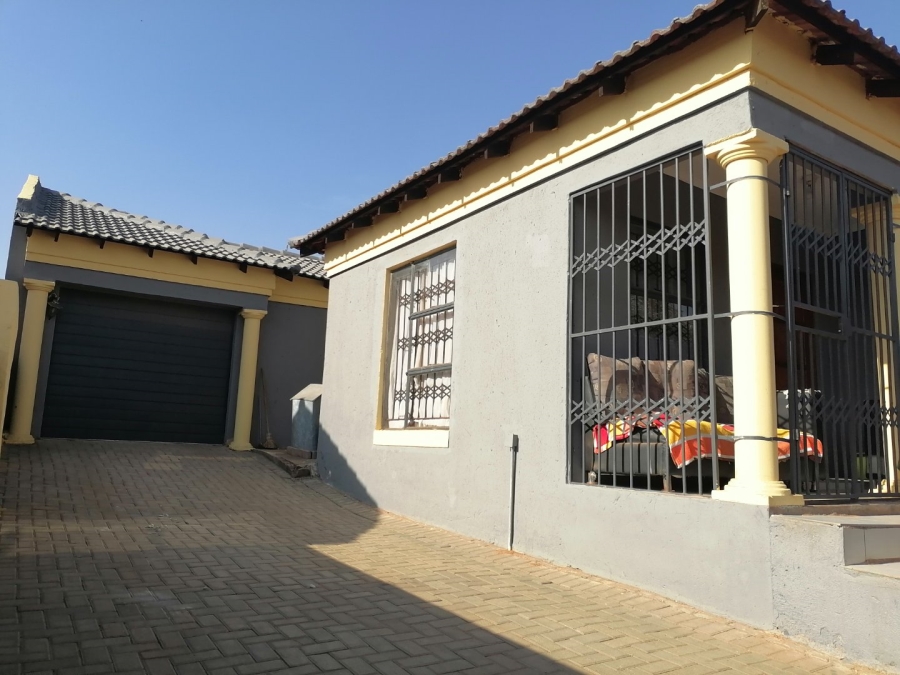 3 Bedroom Property for Sale in Soshanguve UU Gauteng