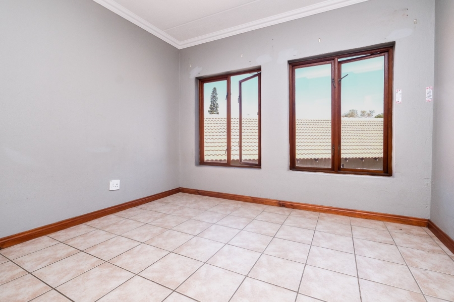 To Let 2 Bedroom Property for Rent in Carlswald Gauteng