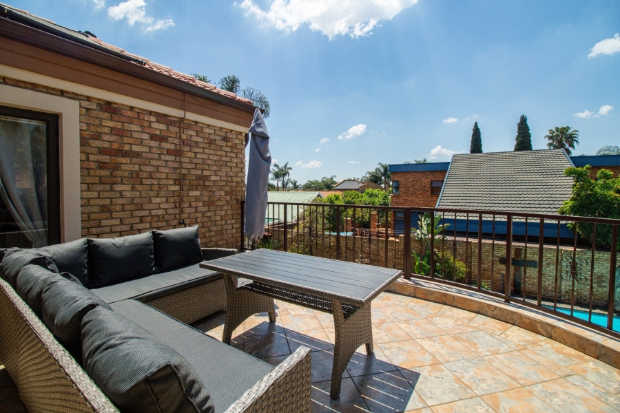 4 Bedroom Property for Sale in Glen Erasmia Gauteng