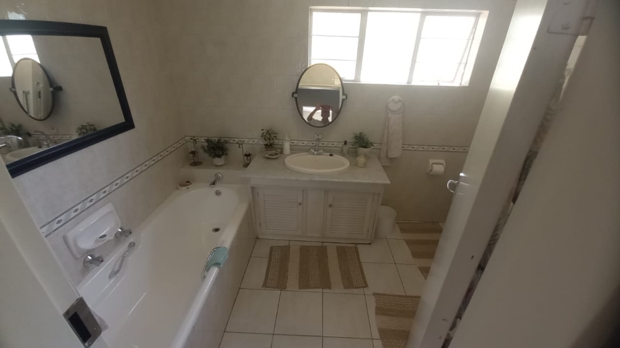 3 Bedroom Property for Sale in Bedfordview Gauteng