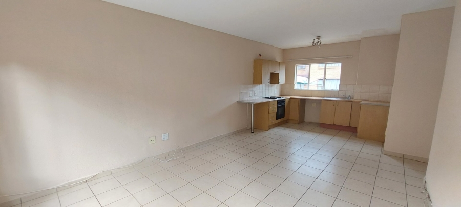 To Let 2 Bedroom Property for Rent in Meredale Gauteng