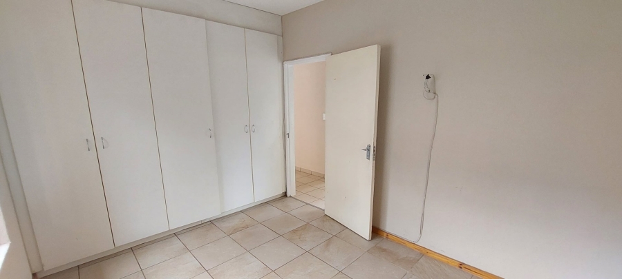 To Let 2 Bedroom Property for Rent in Meredale Gauteng