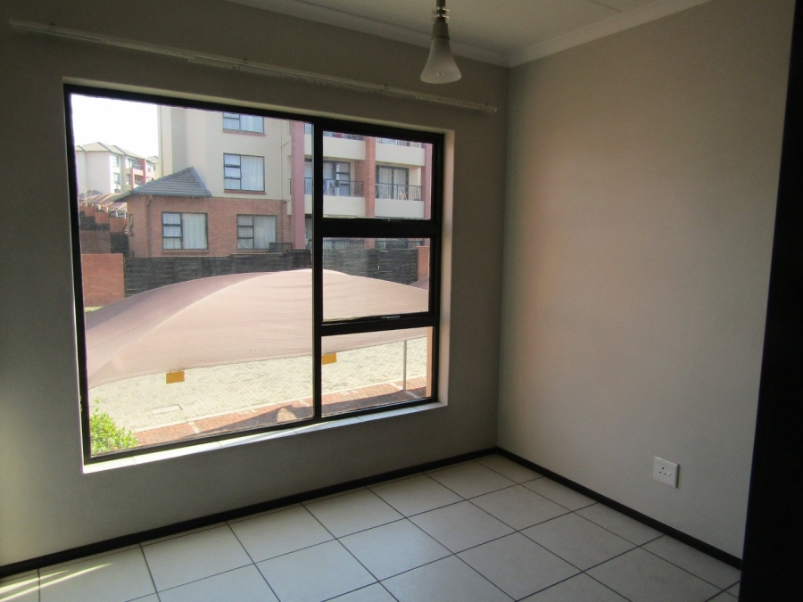 To Let 2 Bedroom Property for Rent in Oakdene Gauteng