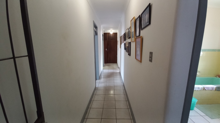 4 Bedroom Property for Sale in Witpoortjie Gauteng