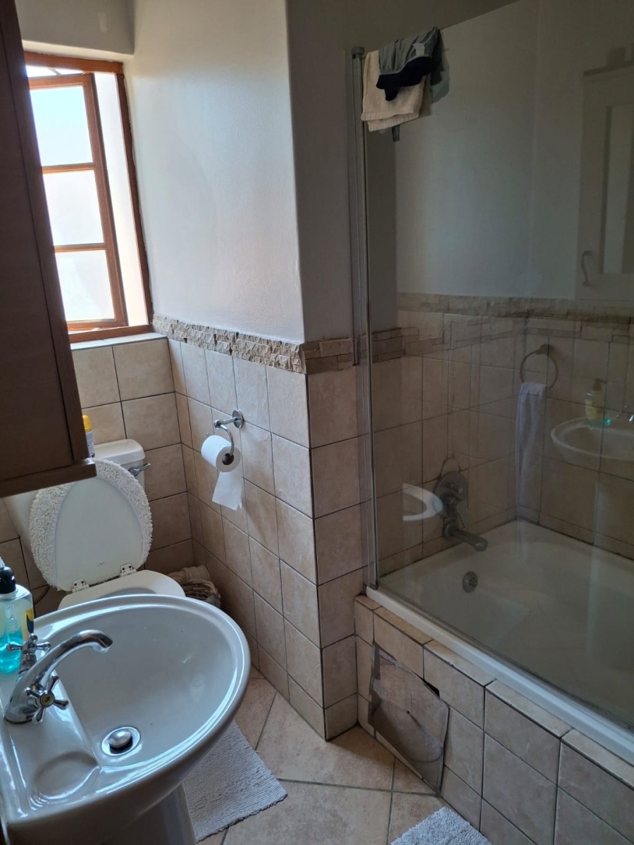 2 Bedroom Property for Sale in Twee Riviere Lifestyle Estate Gauteng