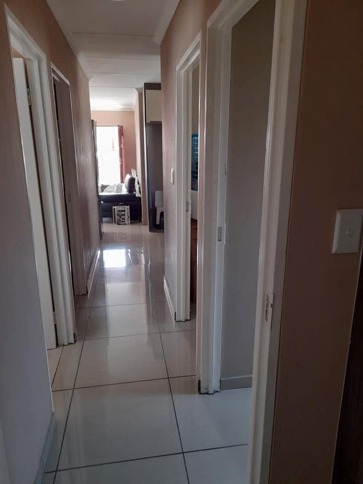 3 Bedroom Property for Sale in Crystal Park Gauteng