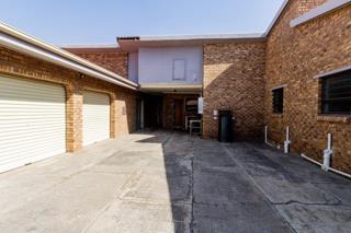 2 Bedroom Property for Sale in Strubenvale Gauteng