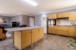 2 Bedroom Property for Sale in Strubenvale Gauteng