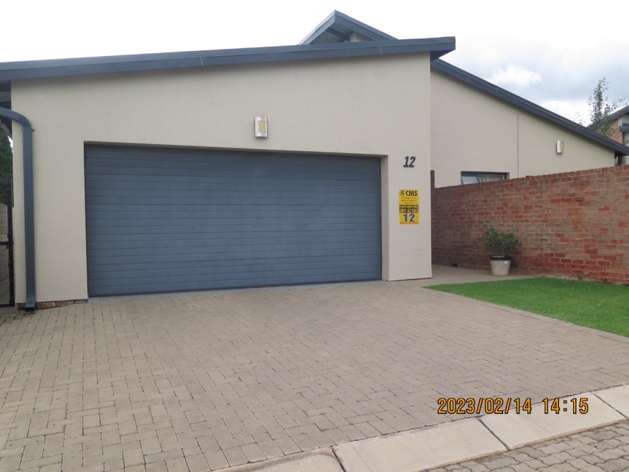 To Let 3 Bedroom Property for Rent in Pomona Gauteng