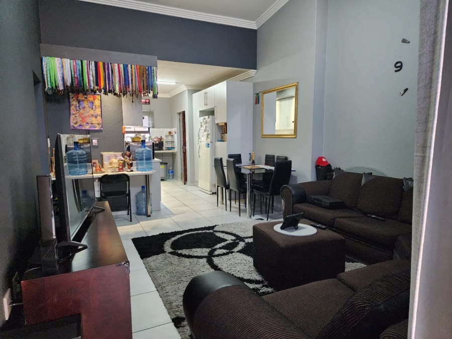 To Let 2 Bedroom Property for Rent in Eveleigh Gauteng