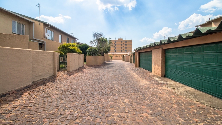 3 Bedroom Property for Sale in Aston Manor Gauteng