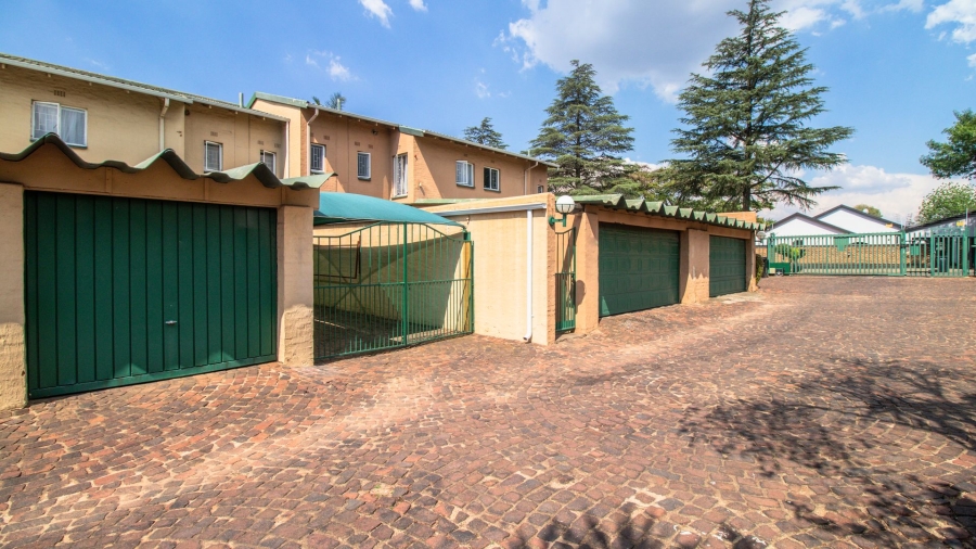 3 Bedroom Property for Sale in Aston Manor Gauteng