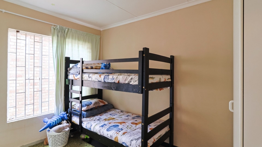 2 Bedroom Property for Sale in Wilgeheuwel Gauteng