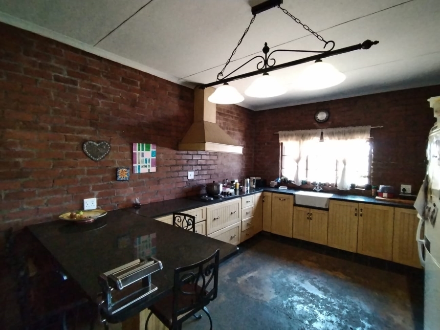 4 Bedroom Property for Sale in Noycedale Gauteng