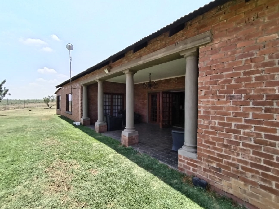 4 Bedroom Property for Sale in Noycedale Gauteng