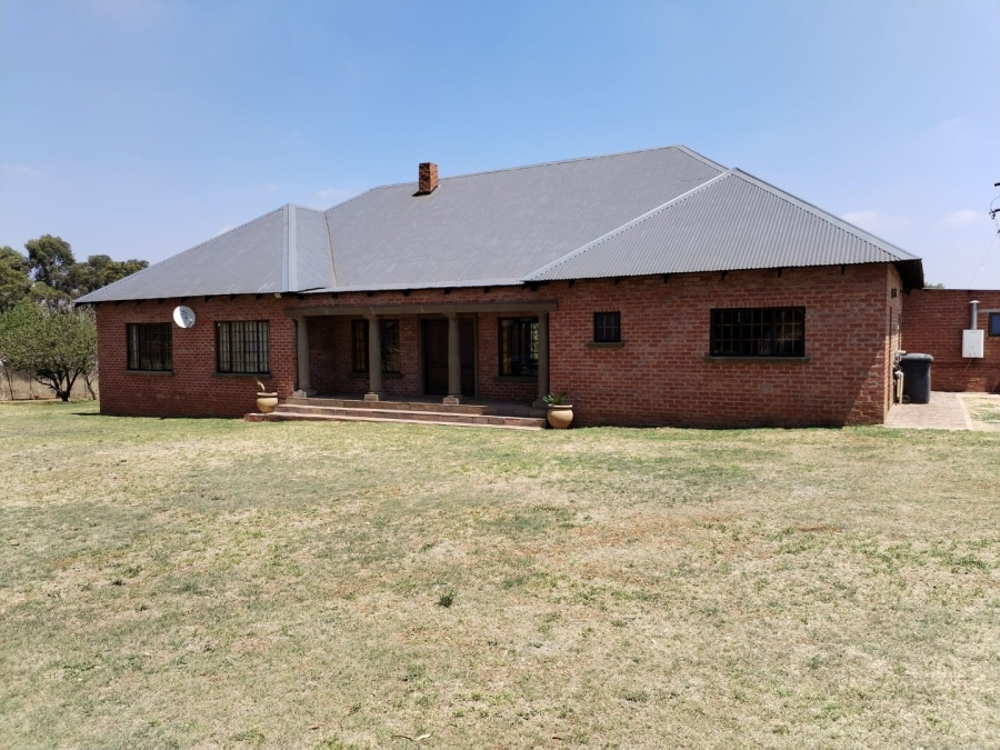 4 Bedroom Property for Sale in Noycedale Gauteng