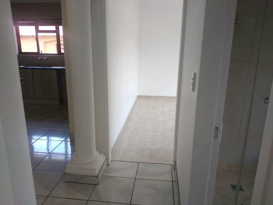 2 Bedroom Property for Sale in Winchester Hills Gauteng