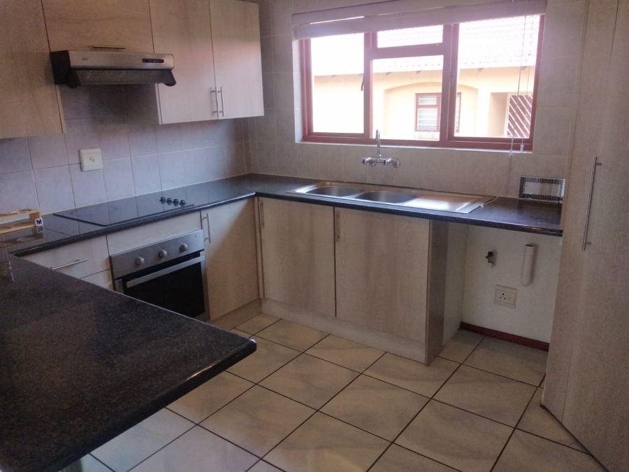 2 Bedroom Property for Sale in Winchester Hills Gauteng