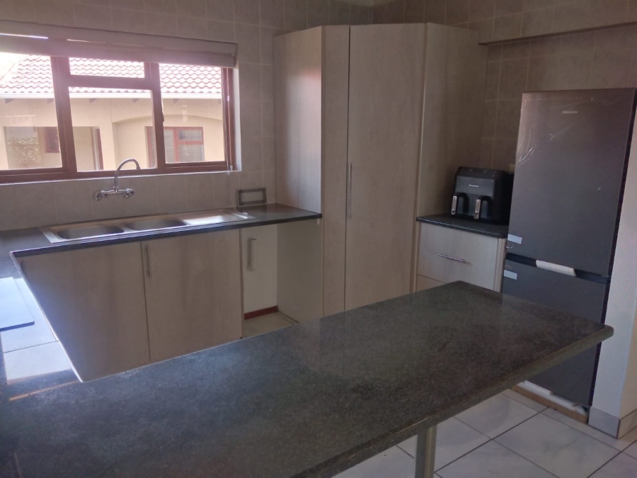 2 Bedroom Property for Sale in Winchester Hills Gauteng