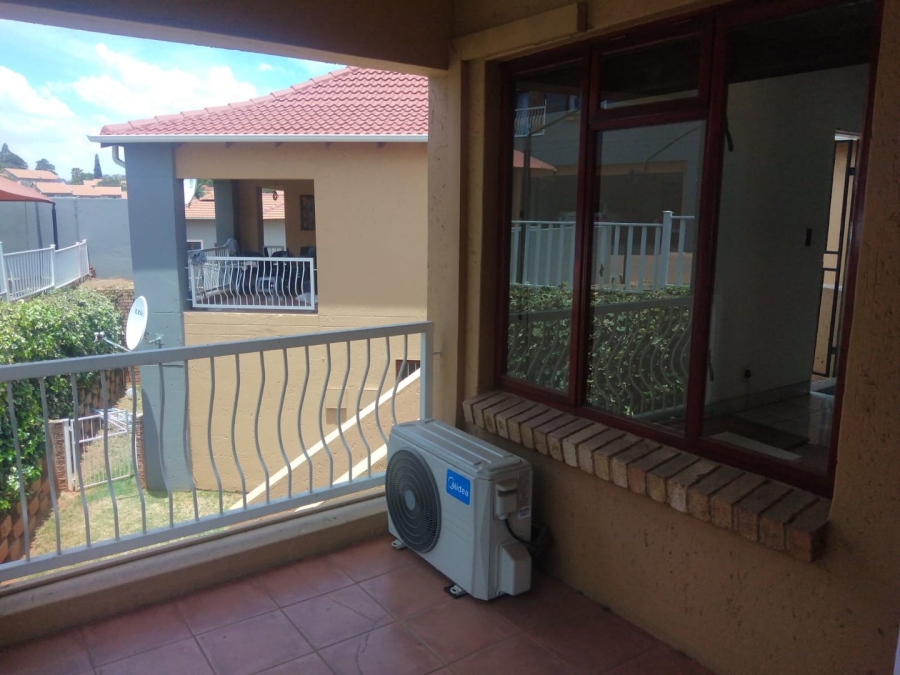 2 Bedroom Property for Sale in Winchester Hills Gauteng