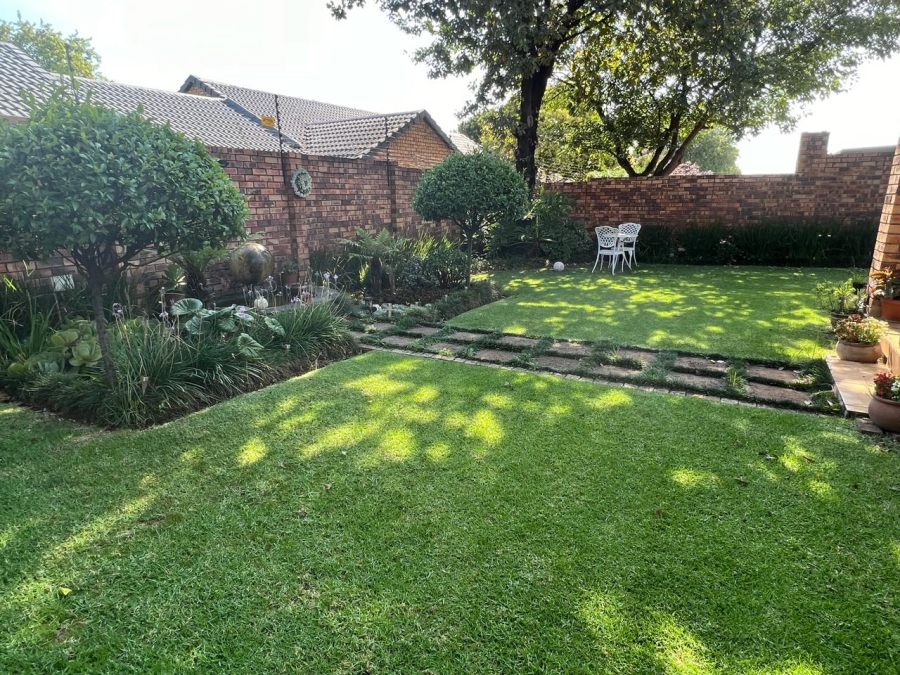 3 Bedroom Property for Sale in Highveld Gauteng