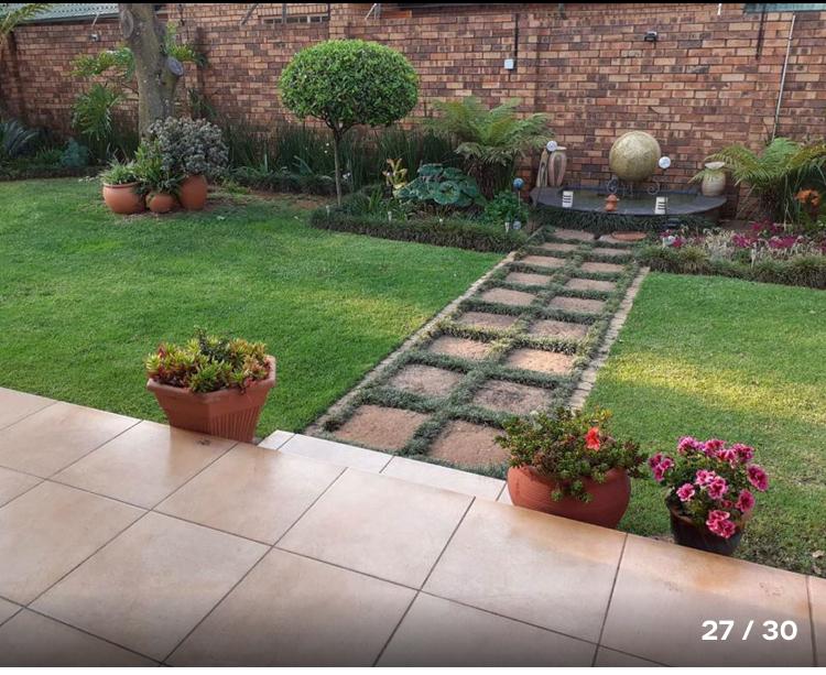 3 Bedroom Property for Sale in Highveld Gauteng