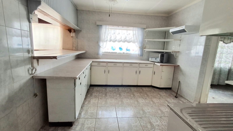 5 Bedroom Property for Sale in West Park Gauteng