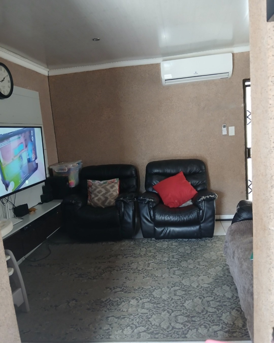 To Let 3 Bedroom Property for Rent in Blue Hills AH Gauteng