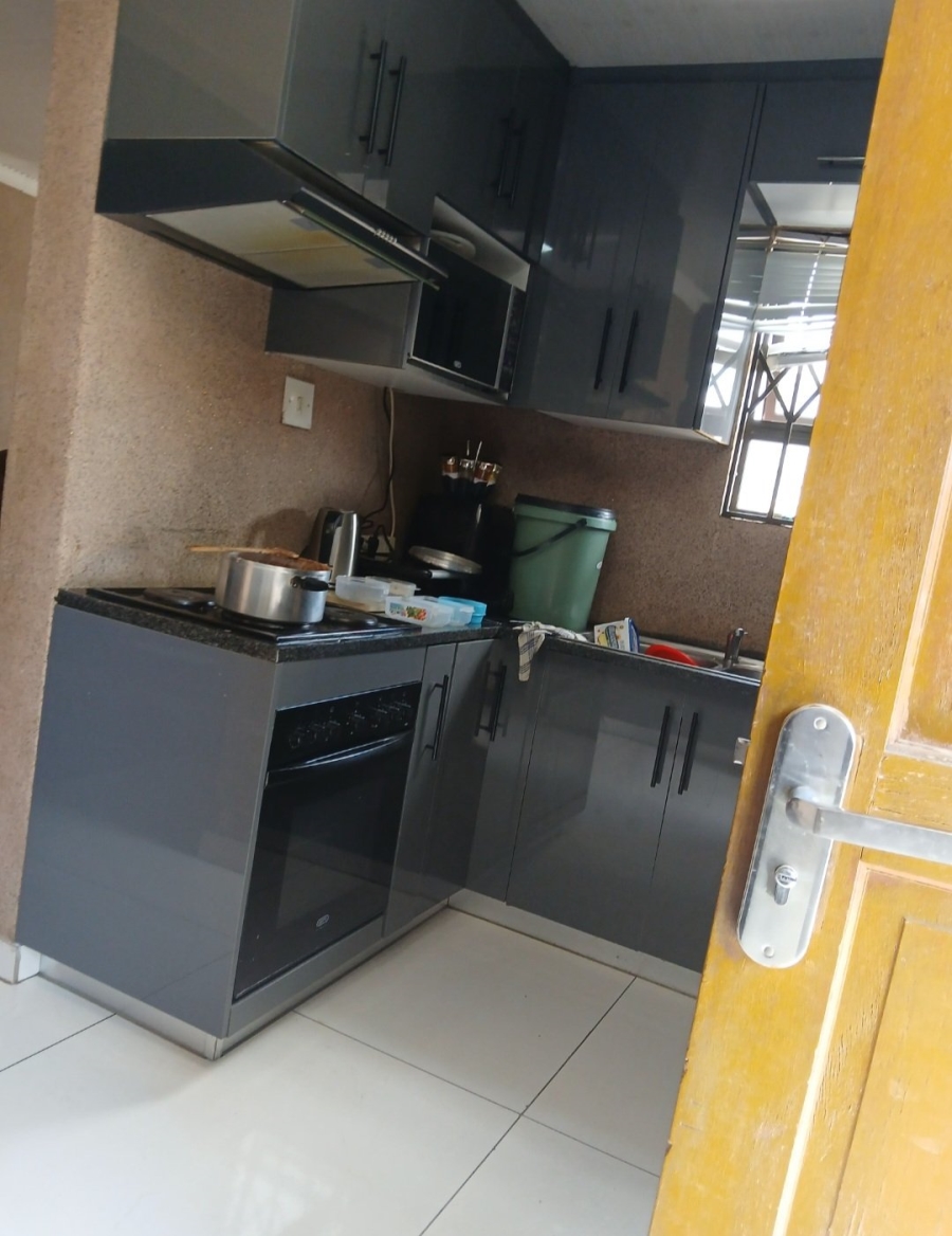 To Let 3 Bedroom Property for Rent in Blue Hills AH Gauteng