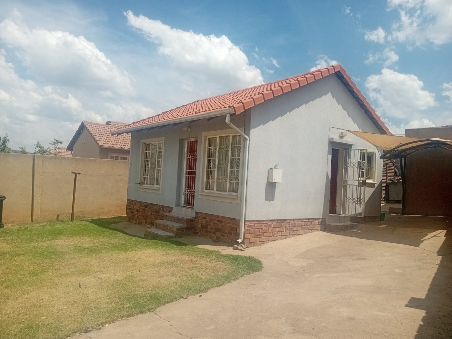  Bedroom Property for Sale in Cosmo City Gauteng