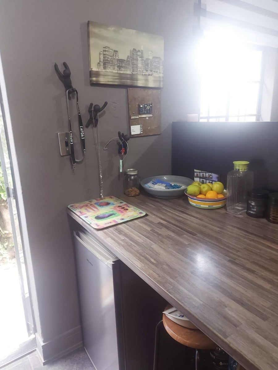 To Let 1 Bedroom Property for Rent in Auckland Park Gauteng