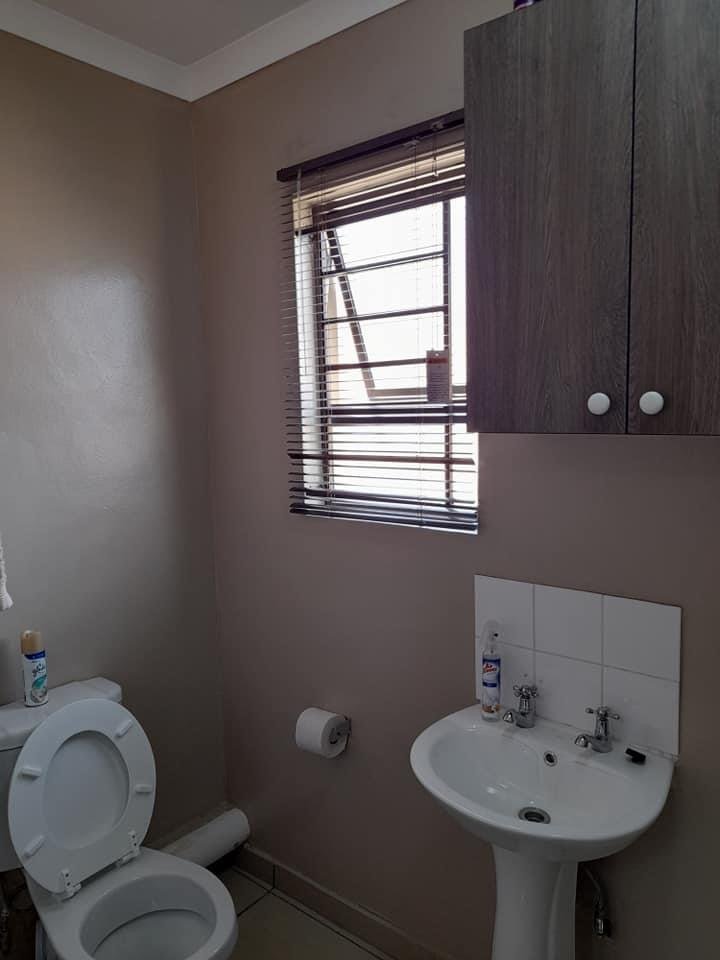 3 Bedroom Property for Sale in Crystal Park Gauteng